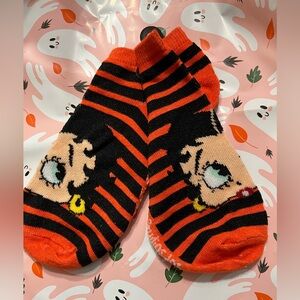 Betty Boop NWT No Show Halloween Socks